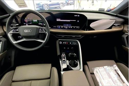 2025 Audi Q5 2.0T quattro Premium
