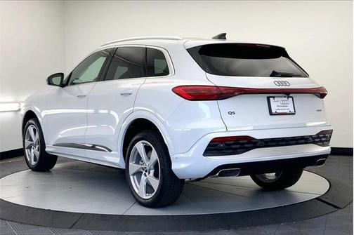 2025 Audi Q5 2.0T quattro Premium