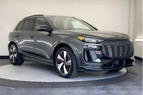 2025 Audi SQ6 e-tron Premium