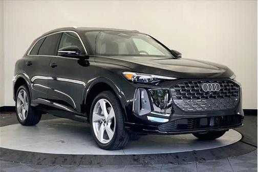 2025 Audi Q5 2.0T quattro Premium