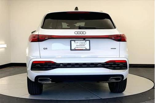 2025 Audi Q5 2.0T quattro Premium