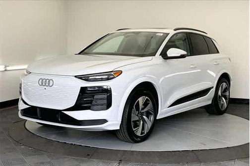 2025 Audi Q6 e-tron Premium