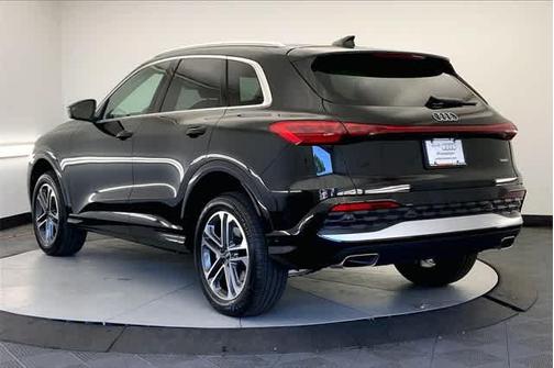 2025 Audi Q5 2.0T quattro Premium