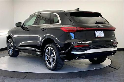2025 Audi Q5 2.0T quattro Premium