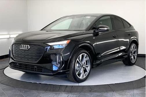 2025 Audi Q4 e-tron 55 quattro Premium