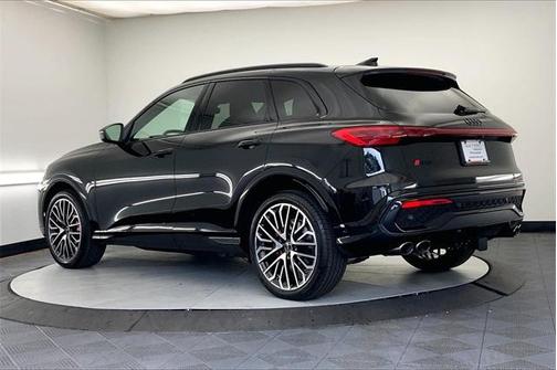 2025 Audi SQ5 3.0T quattro Premium