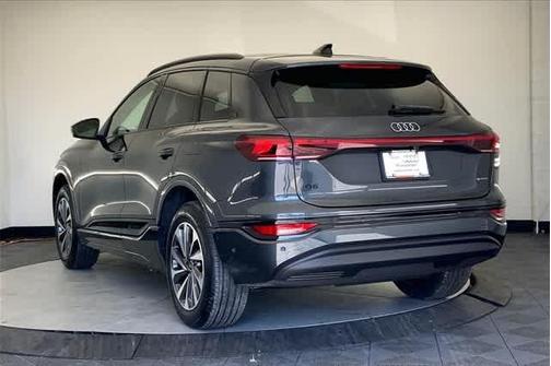 2025 Audi Q6 e-tron Premium