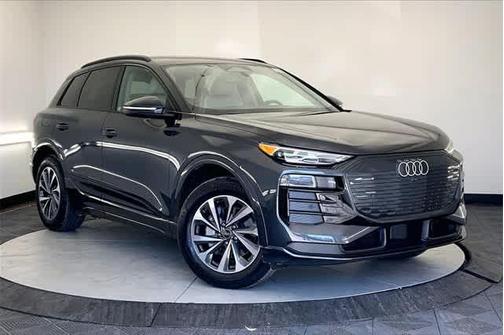 2025 Audi Q6 e-tron Premium