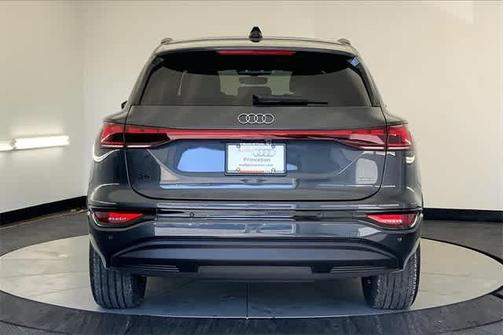 2025 Audi Q6 e-tron Premium