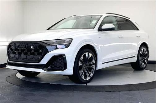 2025 Audi Q8 55 Premium
