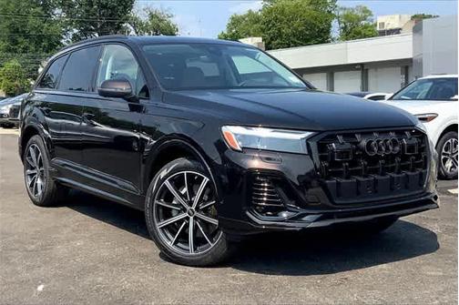 2025 Audi Q7 45 Premium Plus
