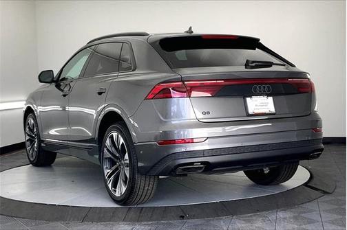 2025 Audi Q8 55 Premium