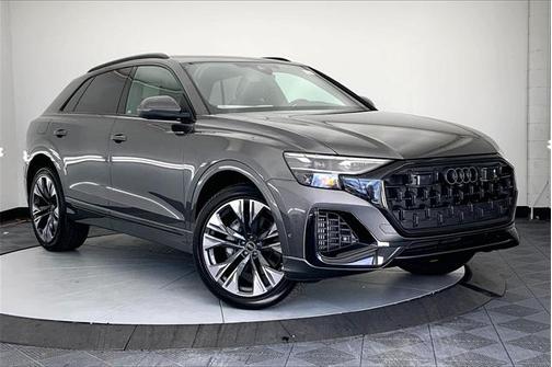2025 Audi Q8 55 Premium