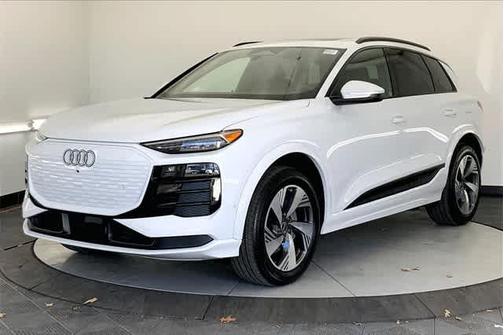 2025 Audi Q6 e-tron Premium