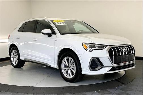 2023 Audi Q3 45 S line Premium