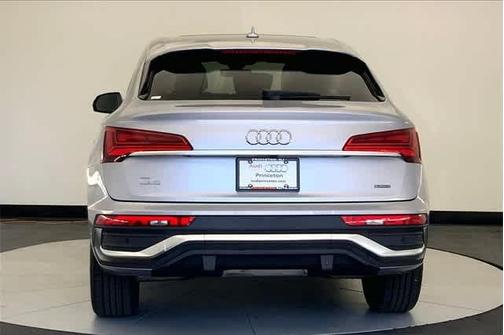 2025 Audi Q5 45 S line quattro Premium