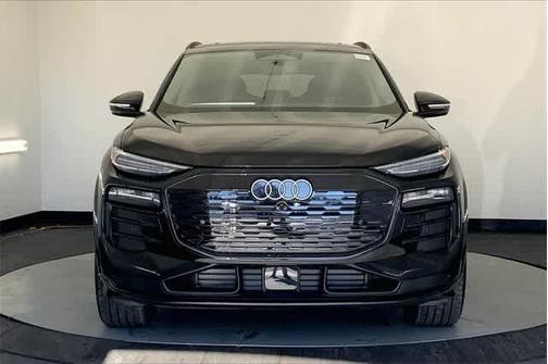 2025 Audi Q6 e-tron Premium