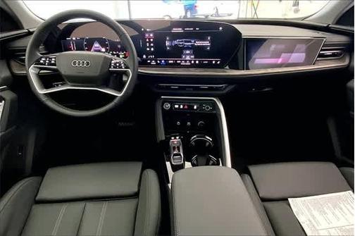 2025 Audi Q5 2.0T quattro Premium