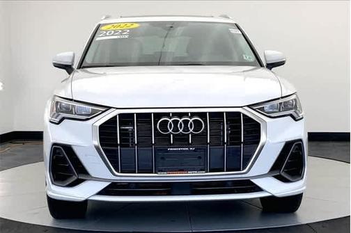 2022 Audi Q3 45 S line Premium