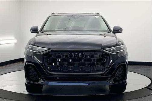 2025 Audi Q8 55 Premium