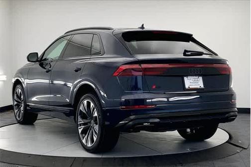 2025 Audi Q8 55 Premium