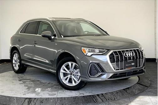 2024 Audi Q3 45 S line Premium