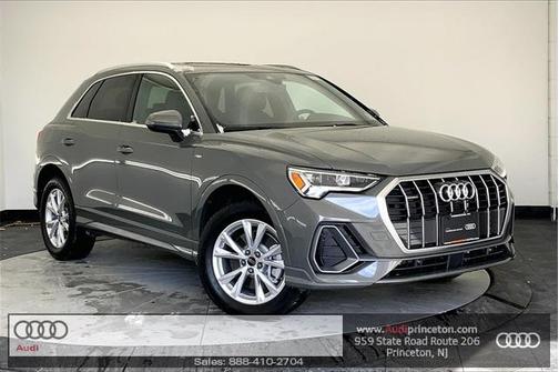 2024 Audi Q3 45 S line Premium
