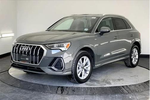 2024 Audi Q3 45 S line Premium