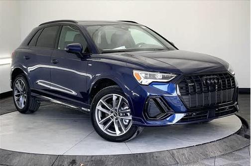 2025 Audi Q3 45 S line Premium