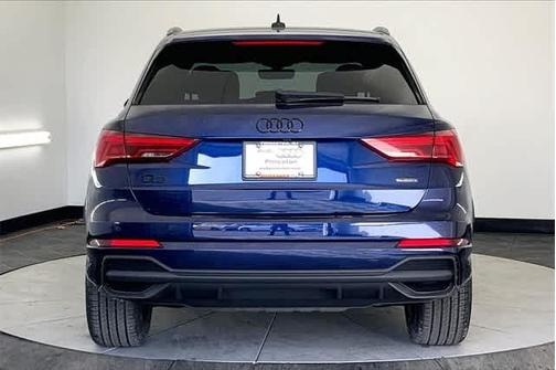 2025 Audi Q3 45 S line Premium