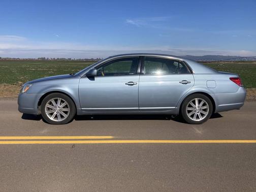 2006 Toyota Avalon XLS