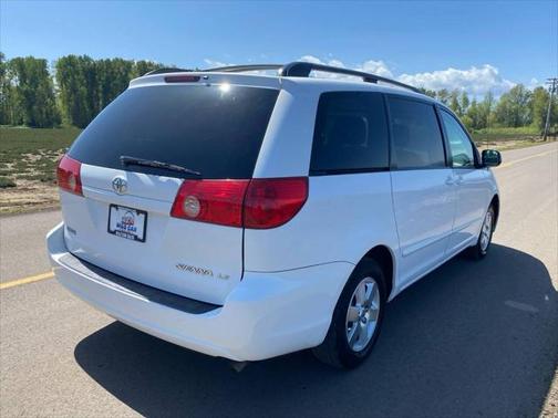 2006 Toyota Sienna LE