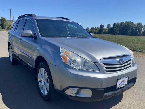 2011 Subaru Outback 2.5 i Premium