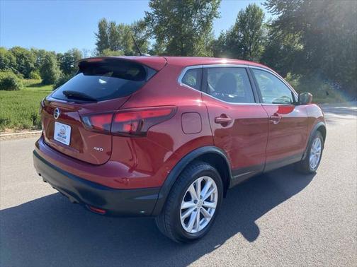 2017 Nissan Rogue Sport S