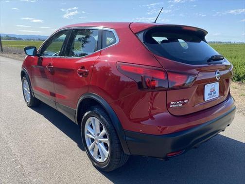 2017 Nissan Rogue Sport S