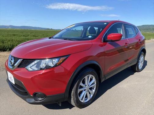 2017 Nissan Rogue Sport S