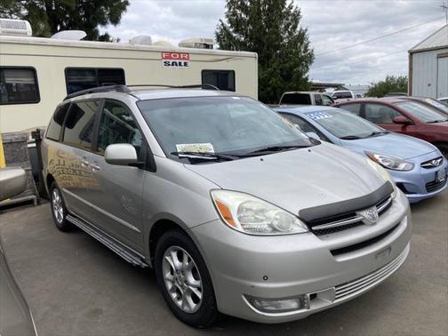 2004 Toyota Sienna XLE Limited