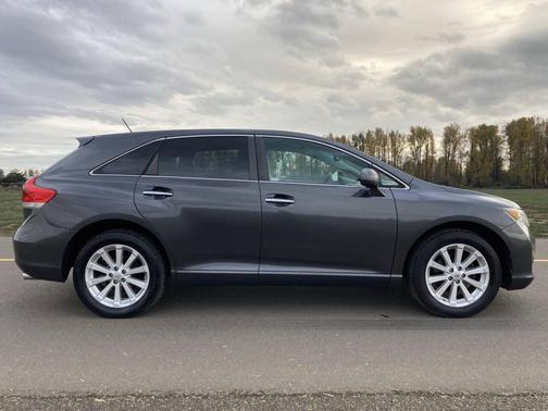 2012 Toyota Venza LE