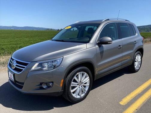 2011 Volkswagen Tiguan SEL