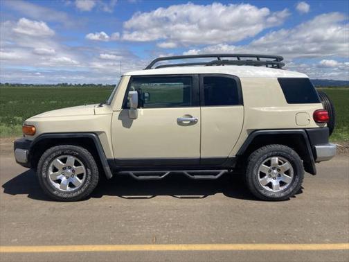 2008 Toyota FJ Cruiser Base