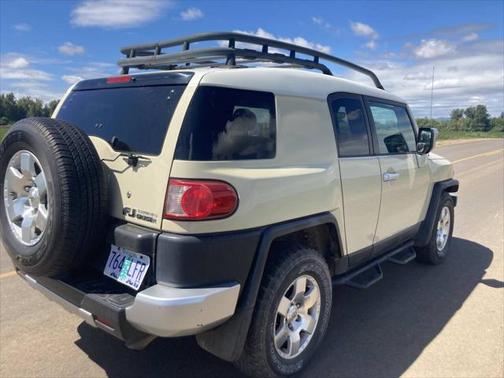 2008 Toyota FJ Cruiser Base