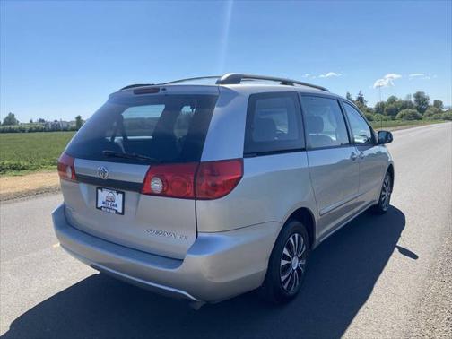 2006 Toyota Sienna CE