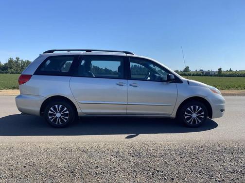 2006 Toyota Sienna CE