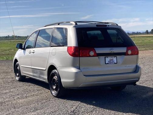 2006 Toyota Sienna CE