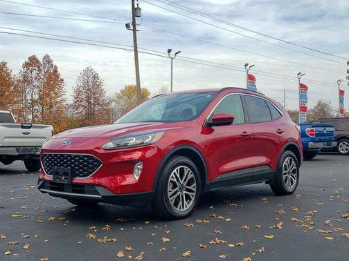 2020 Ford Escape SEL