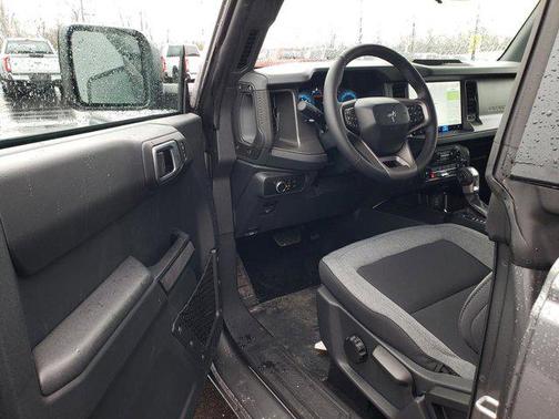 Carbonized Gray Metallic 2026 Ford Bronco Big Bend