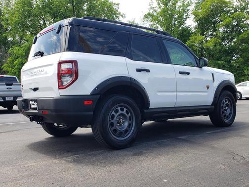 Oxford White 2021 Ford Bronco Sport Badlands