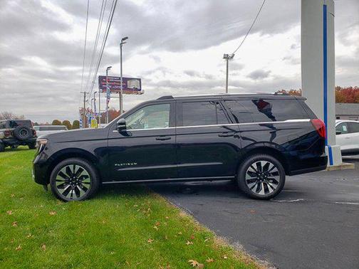 2025 Ford Expedition Max Platinum