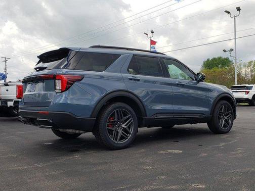 K1_Vapor_Blue 2026 Ford Explorer ST-Line