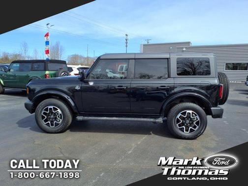 2024 Ford Bronco Outer Banks